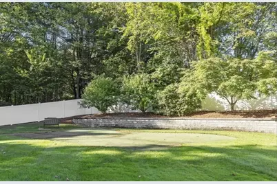 1 Tanglewood Park Dr #1, Haverhill, MA 01830 - Photo 34