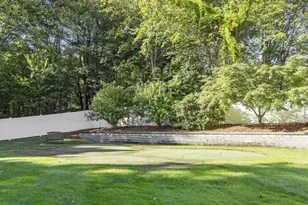 1 Tanglewood Park Dr, Haverhill, MA 01830 - Photo 34