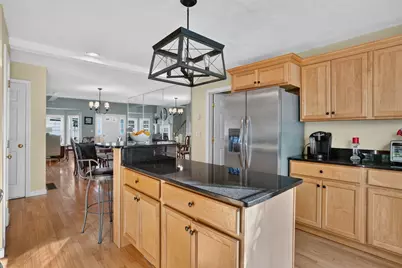 1 Tanglewood Park Dr #1, Haverhill, MA 01830 - Photo 12