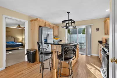 1 Tanglewood Park Dr #1, Haverhill, MA 01830 - Photo 10