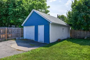 17 Temple St, Palmer, MA 01069 - Photo 8