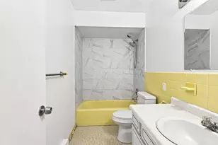 121 Bailey St, Worcester, MA 01602 - Photo 8