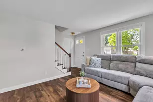 31 Thompson St, East Longmeadow, MA 01028 - Photo 14