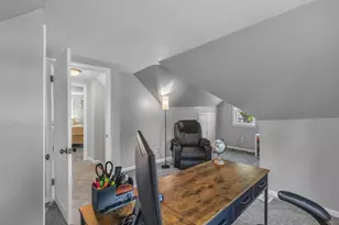 31 Thompson St, East Longmeadow, MA 01028 - Photo 24