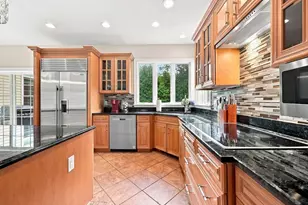 8 Juniper Rd, Upton, MA 01568 - Photo 10