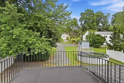 89 Abbott St, Springfield, MA 01118 - Photo 26