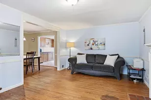 89 Abbott St, Springfield, MA 01118 - Photo 6