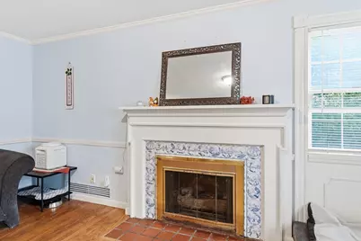 89 Abbott St, Springfield, MA 01118 - Photo 8