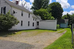 23 Walnut St, Pittsfield, MA 01201 - Photo 1