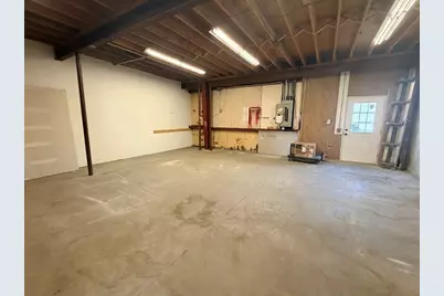 246 Montcalm St. #C, Chicopee, MA 01020 - Photo 24