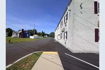 246 Montcalm St. #C, Chicopee, MA 01020 - Photo 2