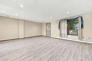 198 Elm St, Marlborough, MA 01752 - Photo 8