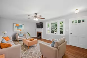 218 Maple St, East Longmeadow, MA 01028 - Photo 10