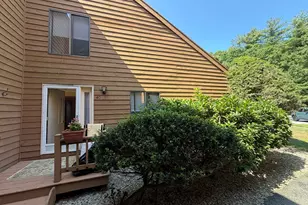 40 Danforth Ct, Haverhill, MA 01832 - Photo 2