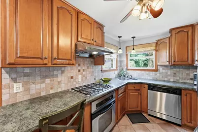 193 Meadow Street, Agawam, MA 01001 - Photo 8