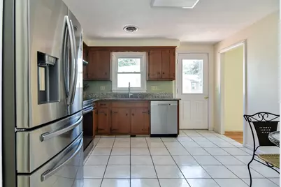 6 Salvi Drive, Framingham, MA 01701 - Photo 10