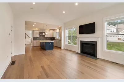 2 Phoebe St #2, Methuen, MA 01844 - Photo 10