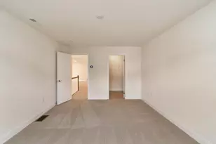 2 Phoebe St, Methuen, MA 01844 - Photo 30
