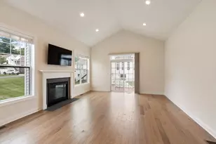 2 Phoebe St, Methuen, MA 01844 - Photo 14