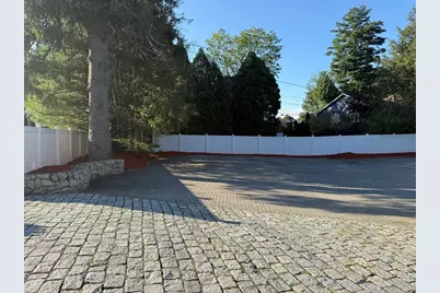 2 Temple St, Framingham, MA 01702 - Photo 32