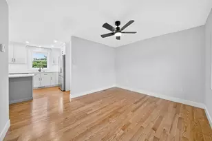 16 Neillian Way, Bedford, MA 01730 - Photo 8