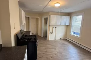 49 Camden St, Lynn, MA 01905 - Photo 4