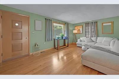 127 Springfield St, Palmer, MA 01069 - Photo 4