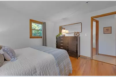 127 Springfield St, Palmer, MA 01069 - Photo 18