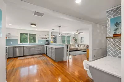 24 Holland St, Needham, MA 02492 - Photo 8