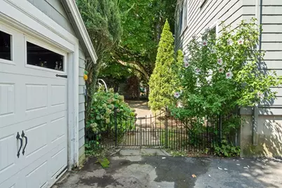 24 Holland St, Needham, MA 02492 - Photo 28