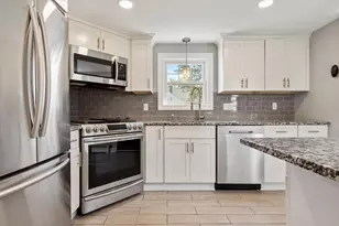 4 Maverick St, Fitchburg, MA 01420 - Photo 8