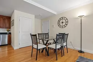 32 Common St, Waltham, MA 02451 - Photo 2