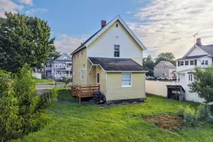 76 Howard St, Ludlow, MA 01056 - Photo 14
