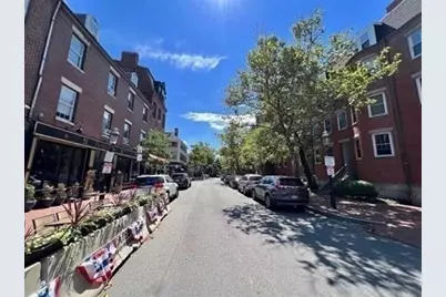 87 Main St #3, Boston, MA 02129 - Photo 8