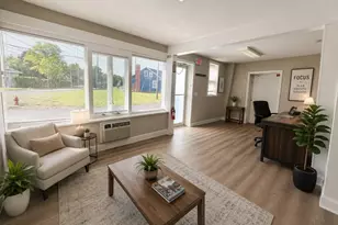 246 Montcalm St, Chicopee, MA 01020 - Photo 2