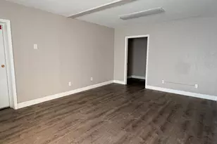 246 Montcalm St, Chicopee, MA 01020 - Photo 10