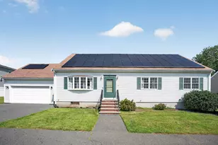79 Emerald Dr, Lynn, MA 01904 - Photo 1