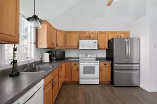 79 Emerald Dr, Lynn, MA 01904 - Photo 10