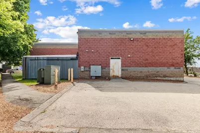 11 Commercial St #11, Medford, MA 02155 - Photo 34