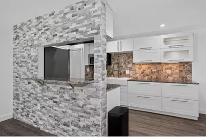 20 Walden Drive #15, Natick, MA 01760 - Photo 2
