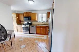 54 Linwood St, Medford, MA 02155 - Photo 10