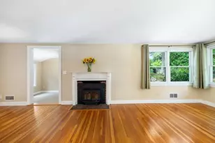 101 Topsfield Rd, Wenham, MA 01984 - Photo 6