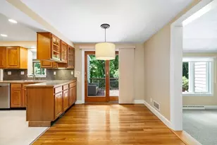 101 Topsfield Rd, Wenham, MA 01984 - Photo 8