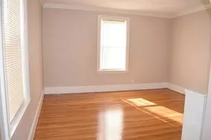 53 Oakland St, Medford, MA 02155 - Photo 6