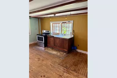 62 E Chestnut Hill Rd, Montague, MA 01351 - Photo 8