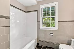 92 Oak Hollow Rd, Springfield, MA 01128 - Photo 20