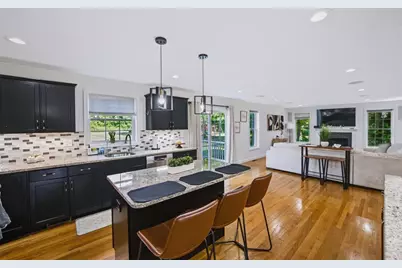 492 Sumner St, Stoughton, MA 02072 - Photo 20