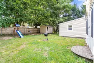 8 Vista Dr, Shrewsbury, MA 01545 - Photo 22