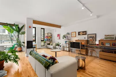 346 Congress Street #608, Boston, MA 02210 - Photo 1