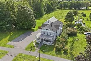 1136 N Pleasant St, Amherst, MA 01002 - Photo 6
